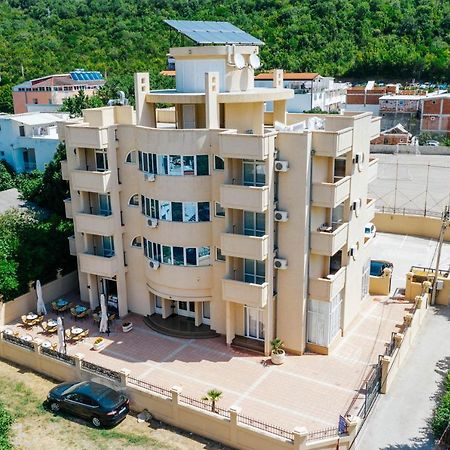 Čanj Hotel Dana מראה חיצוני תמונה