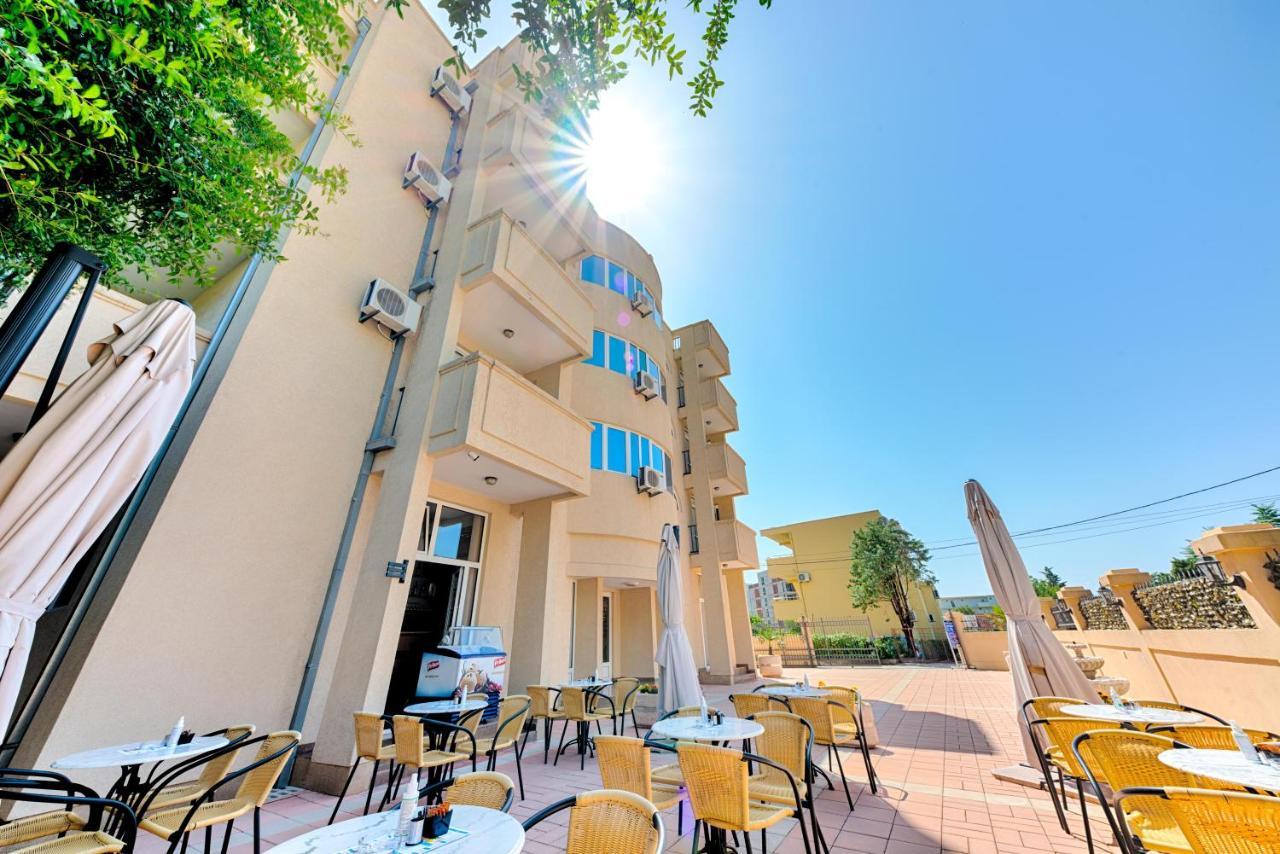 Čanj Hotel Dana מראה חיצוני תמונה