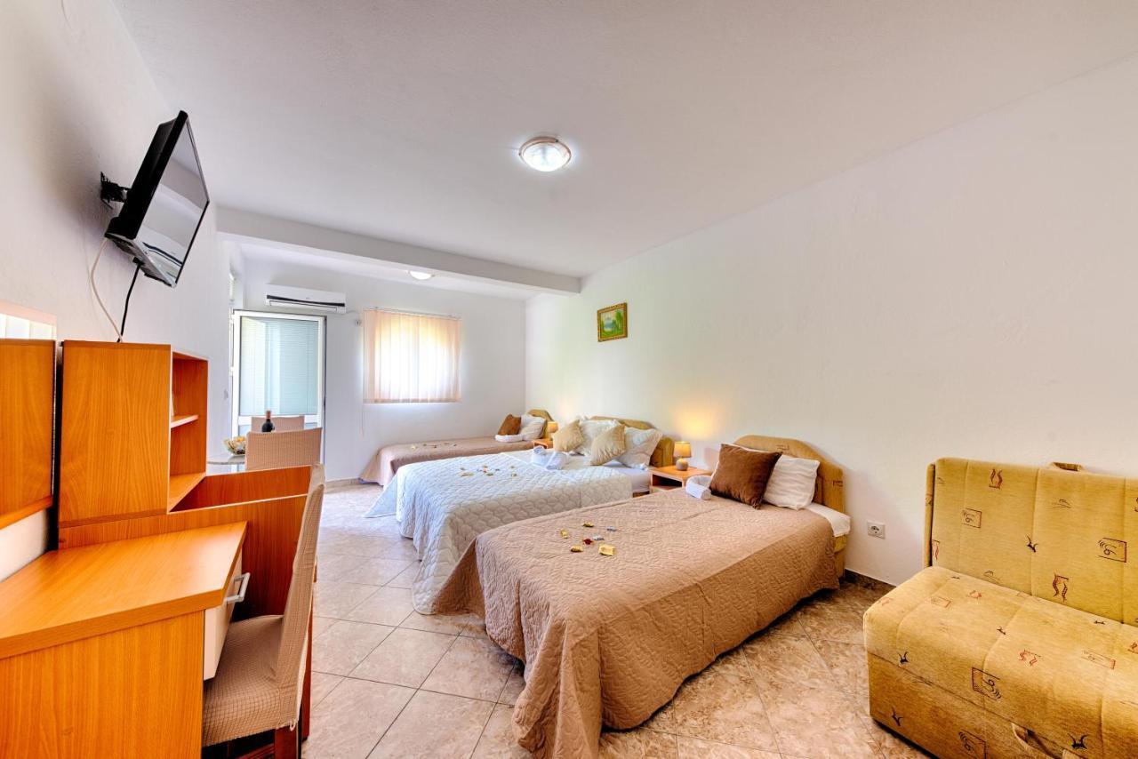 Čanj Hotel Dana מראה חיצוני תמונה